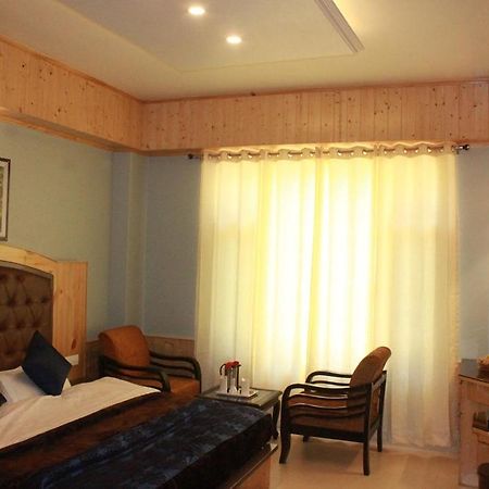 Hotel Bodh International Manāli Exterior foto